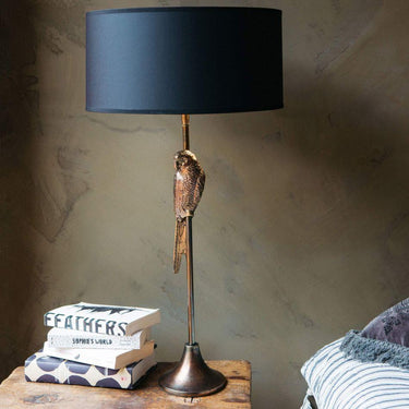 Perching parrot table lamp